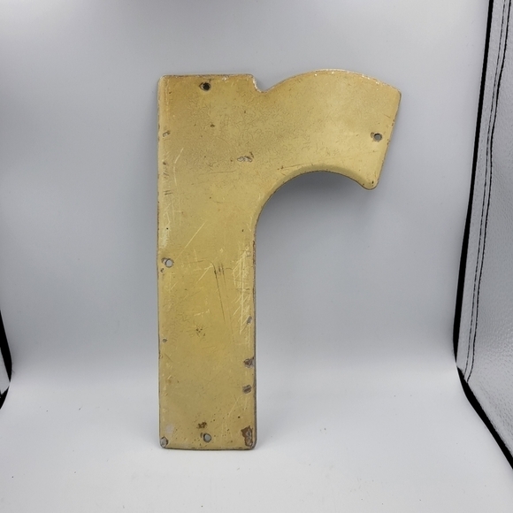 Vintage Iron Metal Lower-Case R in Yellow - Picture 1 of 3